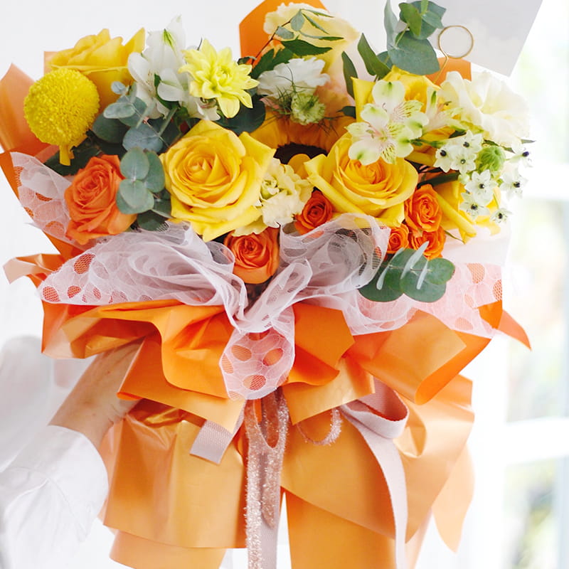 MYHC-36 Fantasy Gold ensfargede blomster BOPP-innpakningspapir