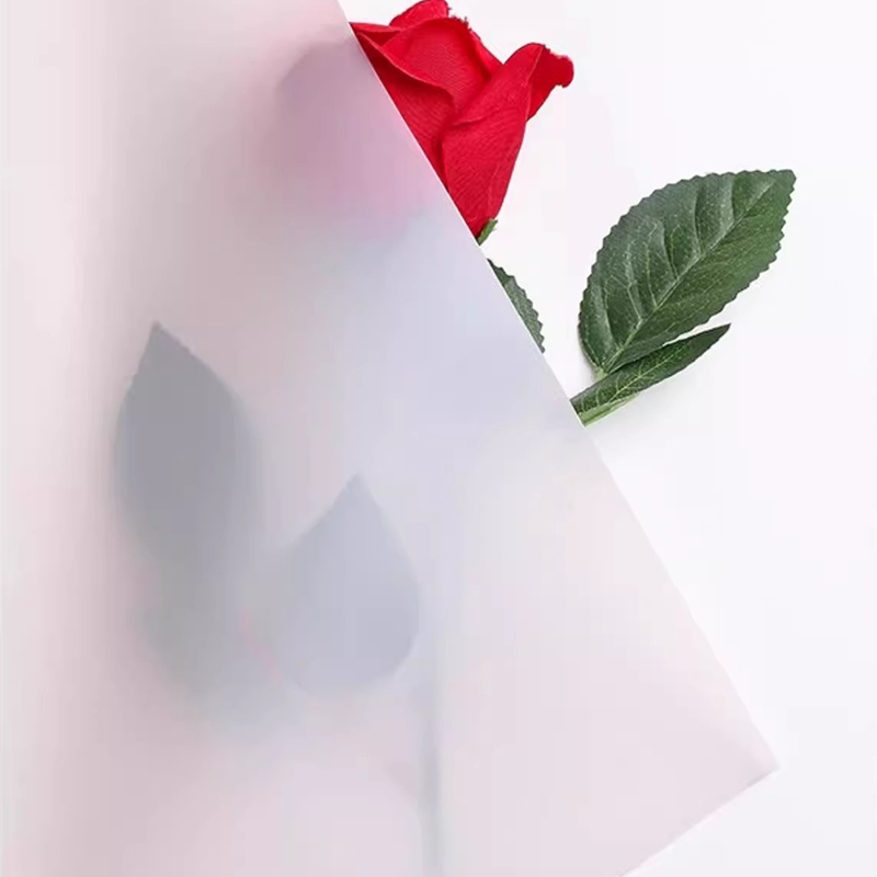 Matt ensfarget gjennomskinnelig blomsterinnpakningspapir