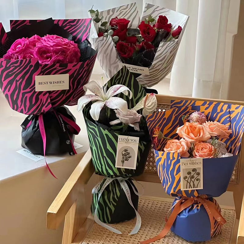Sebra-trykk seks-farget blomster innpakningspapir