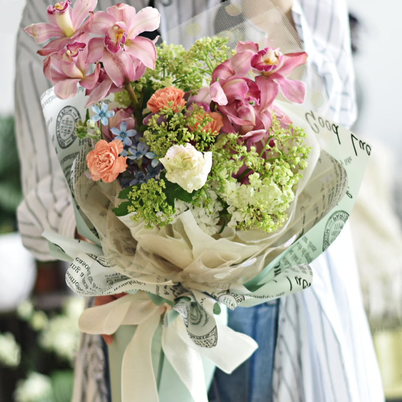 Vintage dobbeltsidig blomsterinnpakningspapir