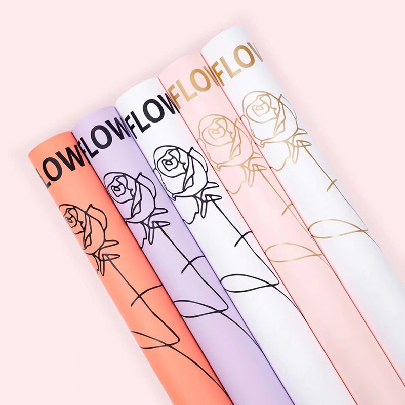 Flower Love-Bouquet innpakningspapir med rosemønster